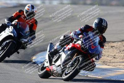 media/Jan-09-2022-SoCal Trackdays (Sun) [[2b1fec8404]]/Turns 9 and 8 (920am)/